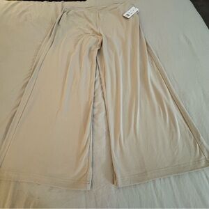 NEW NWT Comfrt Women’s Wide Leg Lounge Yoga Pants XL Cream